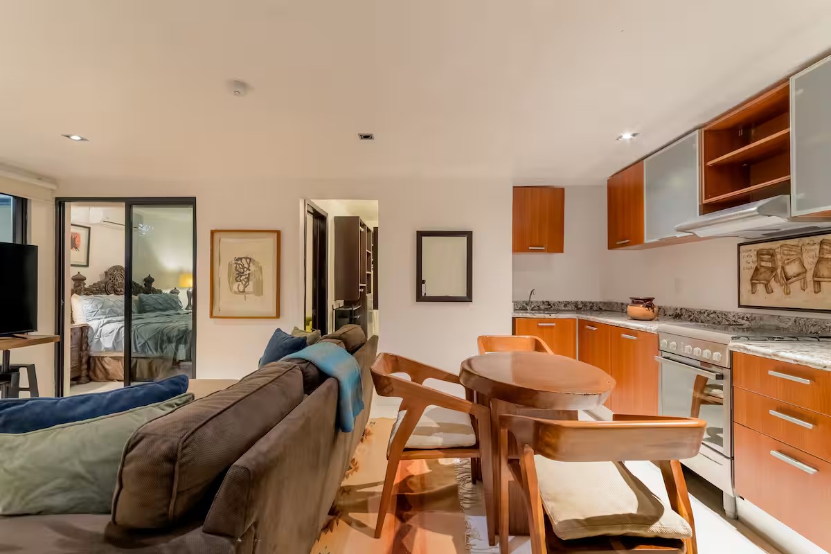 Beond Deluxe Ocean Level living